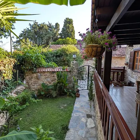 Mondovilla A Charming In Ancient Near The Theatre Just 60 Meters From The ヴィラ